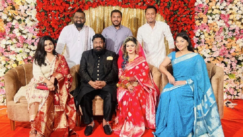 জনপ্রিয় অভিনেতা চাষী আলমের বিয়ে সম্পন্ন হয়েছে