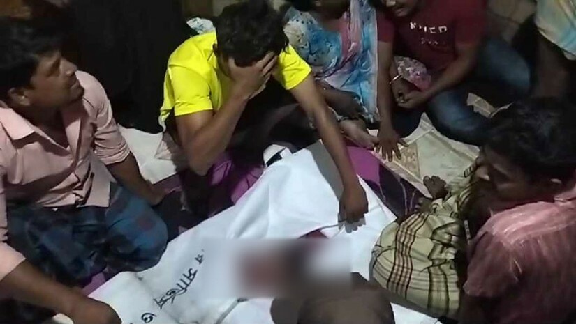 উদ্ধার করা শিশুর মরদেহ