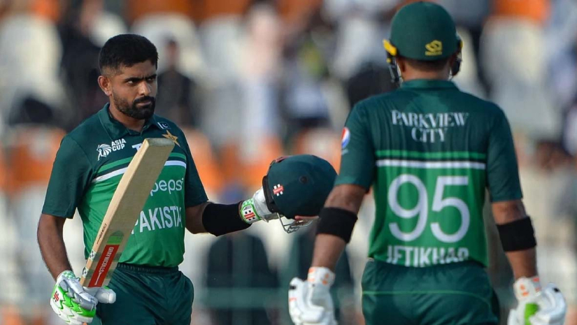 ক্যারিয়ারের ১৯ তম সেঞ্চুরি ‍তুলে নেন বাবর আজম