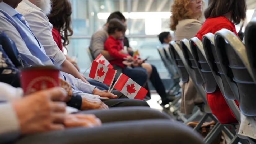 কানাডায় প্রবেশের জন্য অপেক্ষা অভিবাসী ও শিক্ষার্থীদের