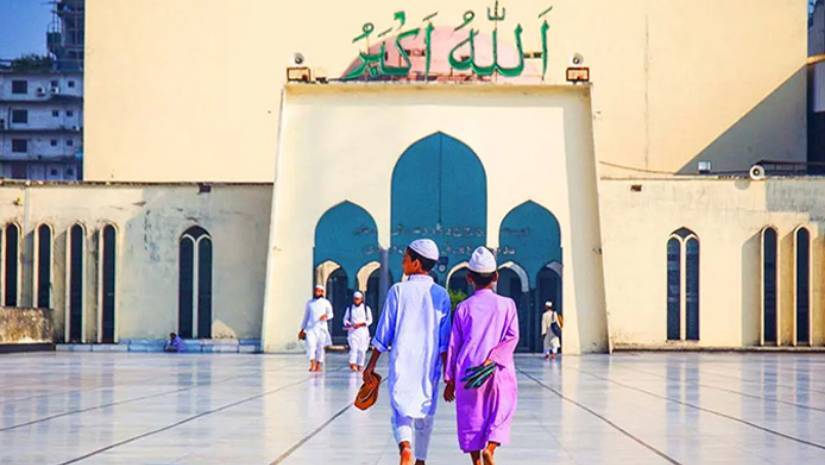 জুমার নামাজের গুরুত্ব ও ফজিলত