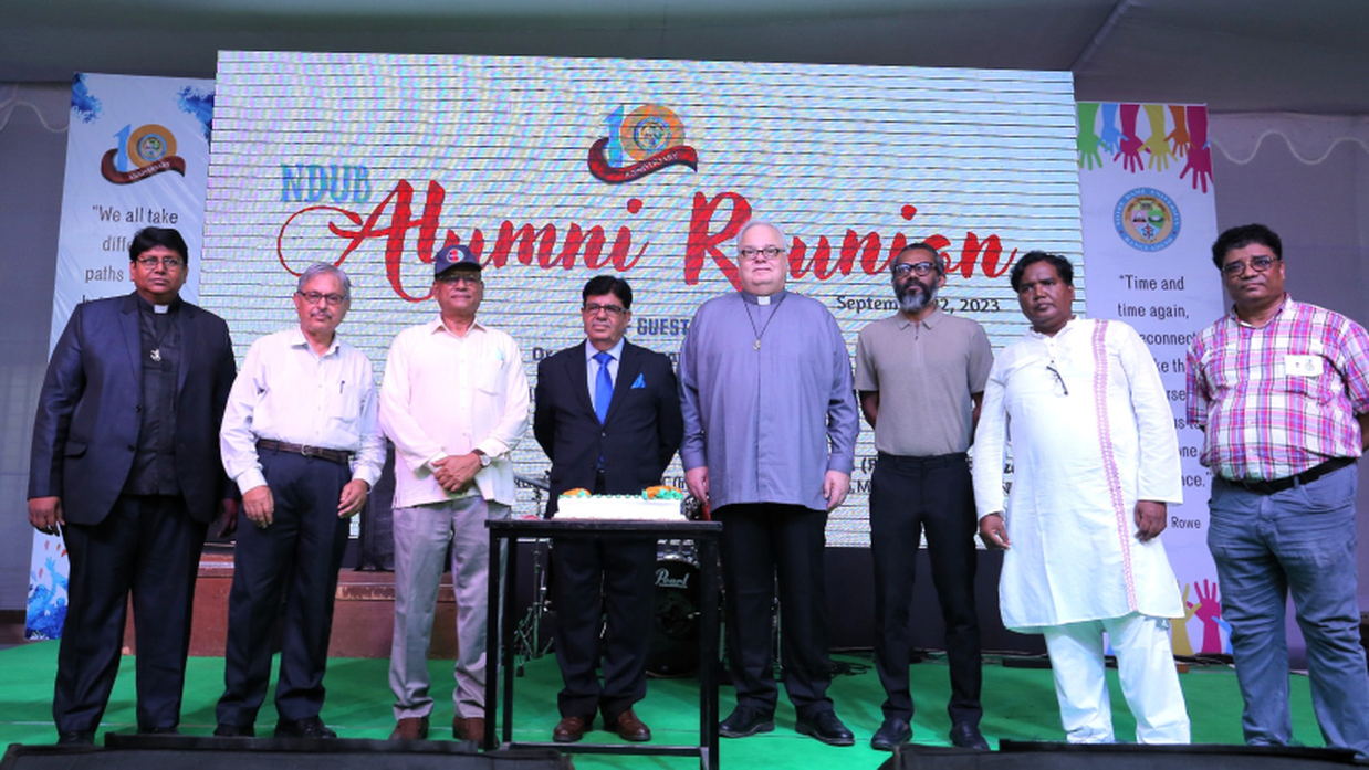 নটর ডেম বিশ্ববিদ্যালয়ের সাবেক শিক্ষার্থীদের প্রথম পুনর্মিলনী অনুষ্ঠান