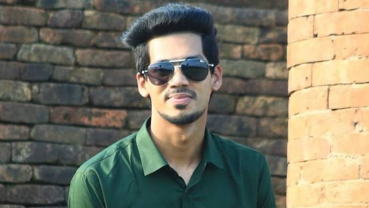 ‘সবাই ভালো থাকিস, এই দায়ভার কারও না’