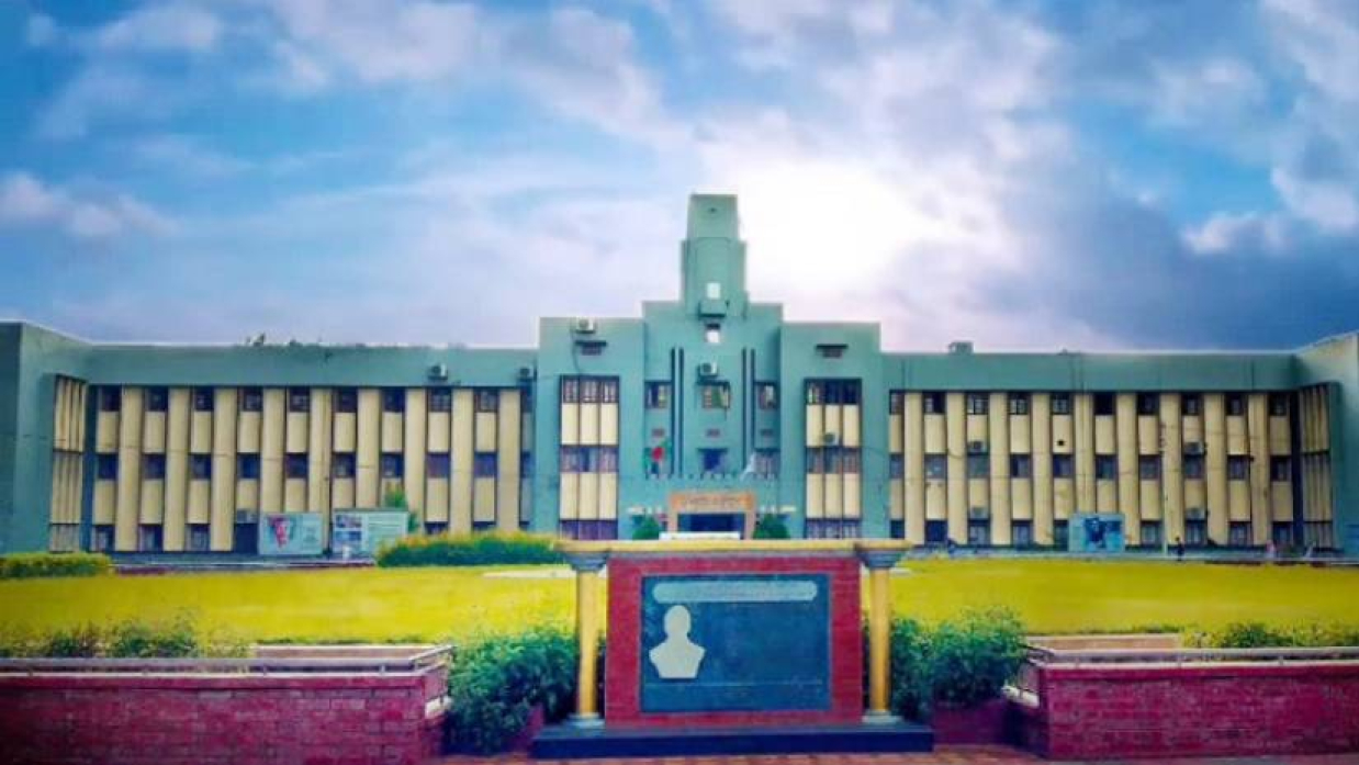 রাবির নবীন শিক্ষার্থীদের ক্লাস শুরু হয়েছে