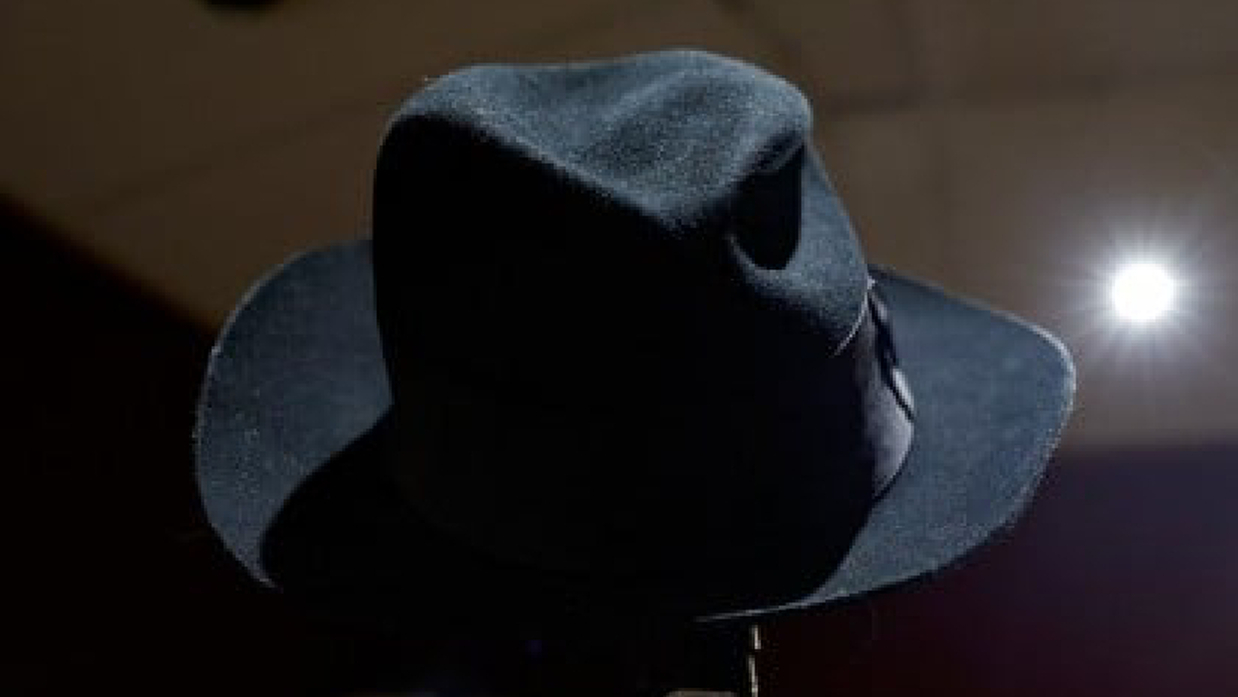 নিলামে ওঠা ক্যাও