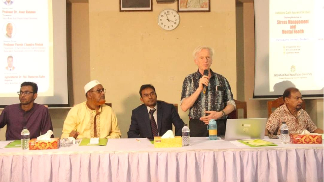 নজরুল বিশ্ববিদ্যালয়ে ‘মানসিক চাপ ও স্বাস্থ্য’ বিষয়ক কর্মশালা