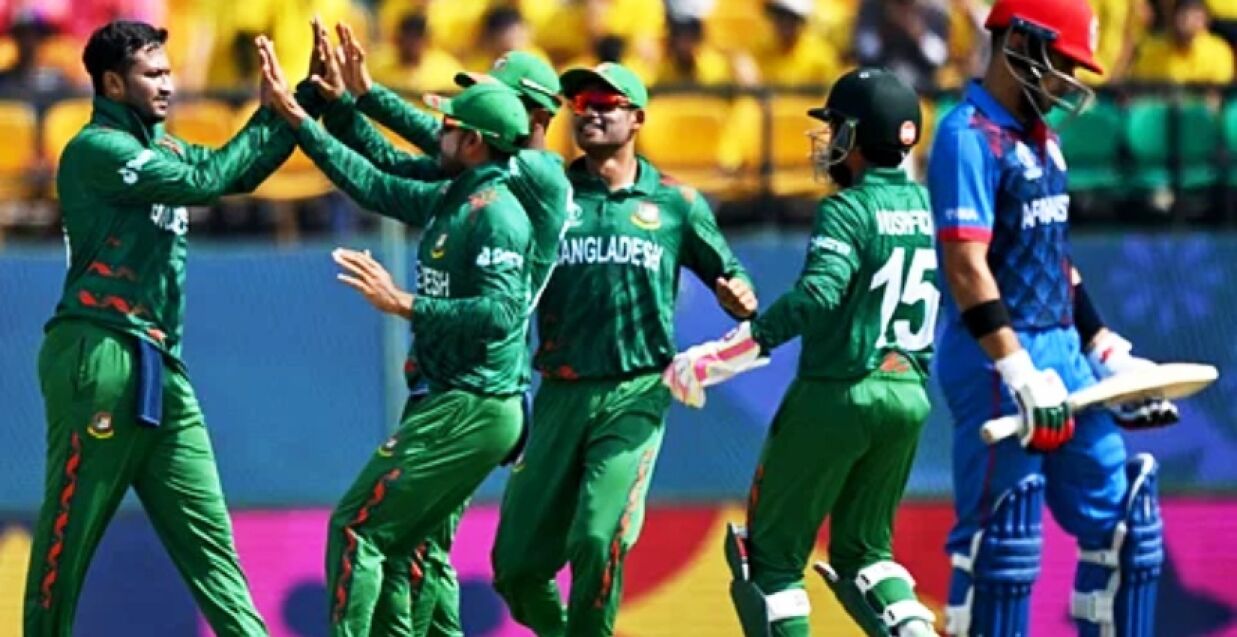 উইকেট শিকারের পর টাইগারদের উল্লাস