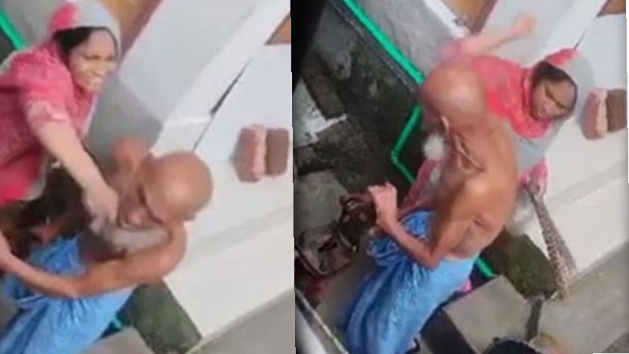 বাবাকে মারধর করায় মেয়েকে কলেজ থেকে বহিষ্কার