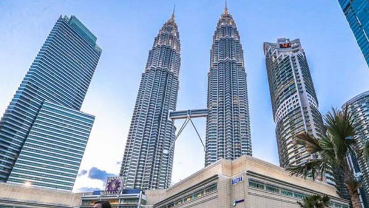 শ্রমিকদের অভিবাসন খরচ ফেরত দিচ্ছে মালয়েশিয়ান কোম্পানি বেরহাদ