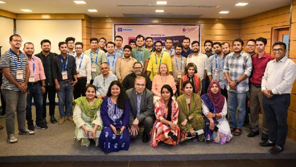 ইউনেস্কো-টিআইবির উদ্যোগে অনুসন্ধানী সাংবাদিকতা ও নিরাপত্তা বিষয়ক কর্মশালা