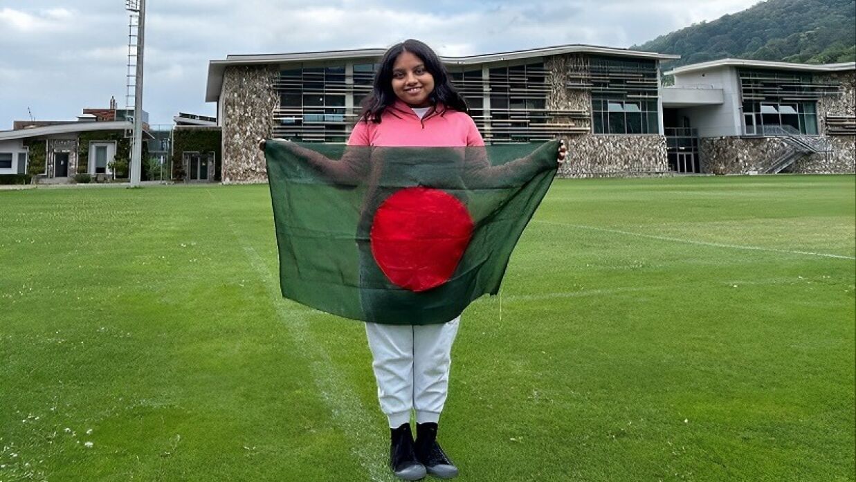 সুবিধাবঞ্চিত জনগোষ্ঠী থেকে আসা মেধাবী ছাত্রী তামান্না