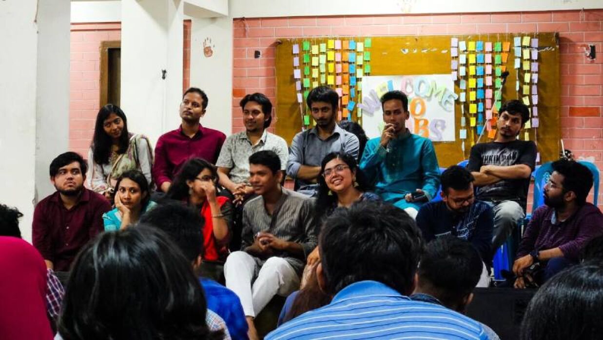 নবীনদের বরণ করে নিল ঢাকা বিশ্ববিদ্যালয় ব্যান্ড সোসাইটি