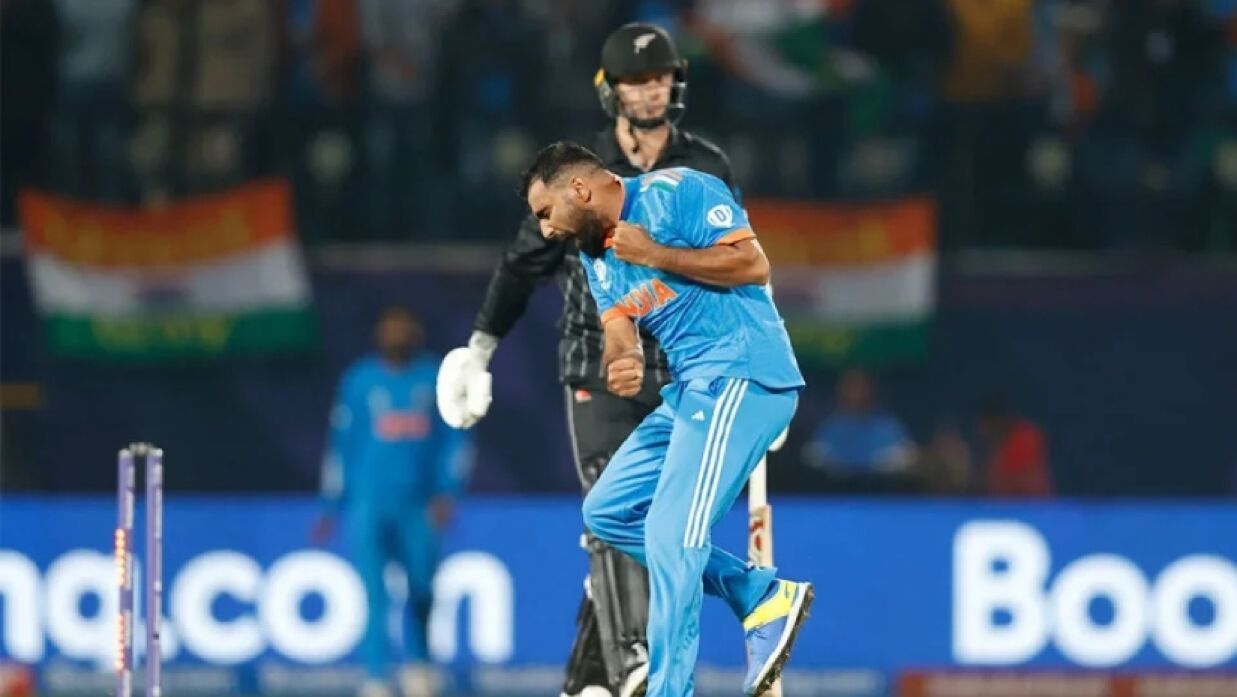 উইকেট নিয়ে শামির উল্লাস