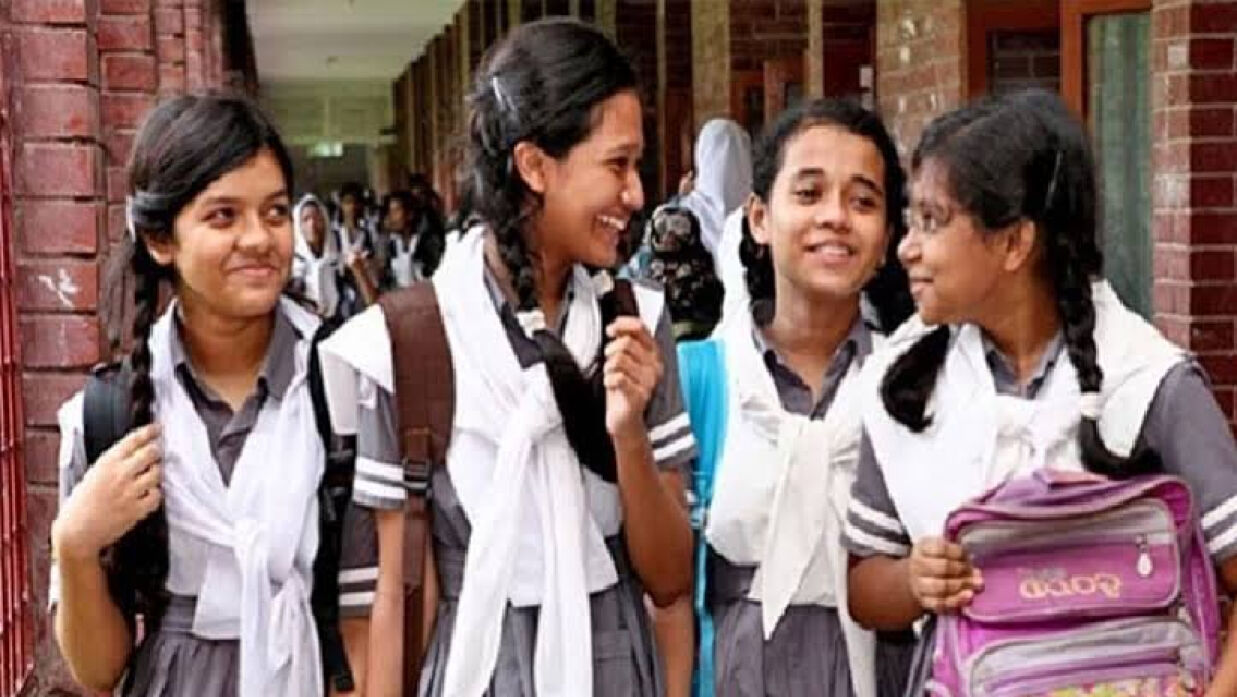 ষষ্ঠ শ্রেণিতে রেজিস্ট্রেশন শুরু আজ, ফি ৫৮ টাকা