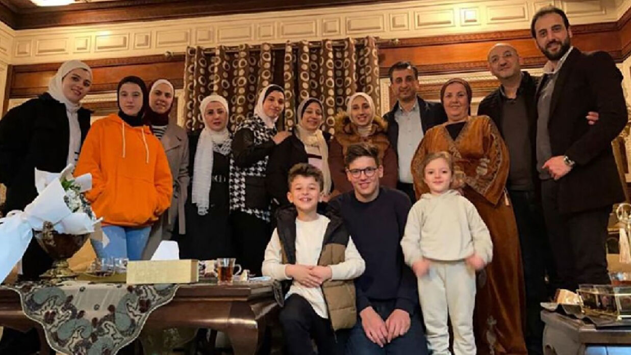 ইসরায়েলি বিমান হামলায় এক পরিবারের ৪২ জন নিহত