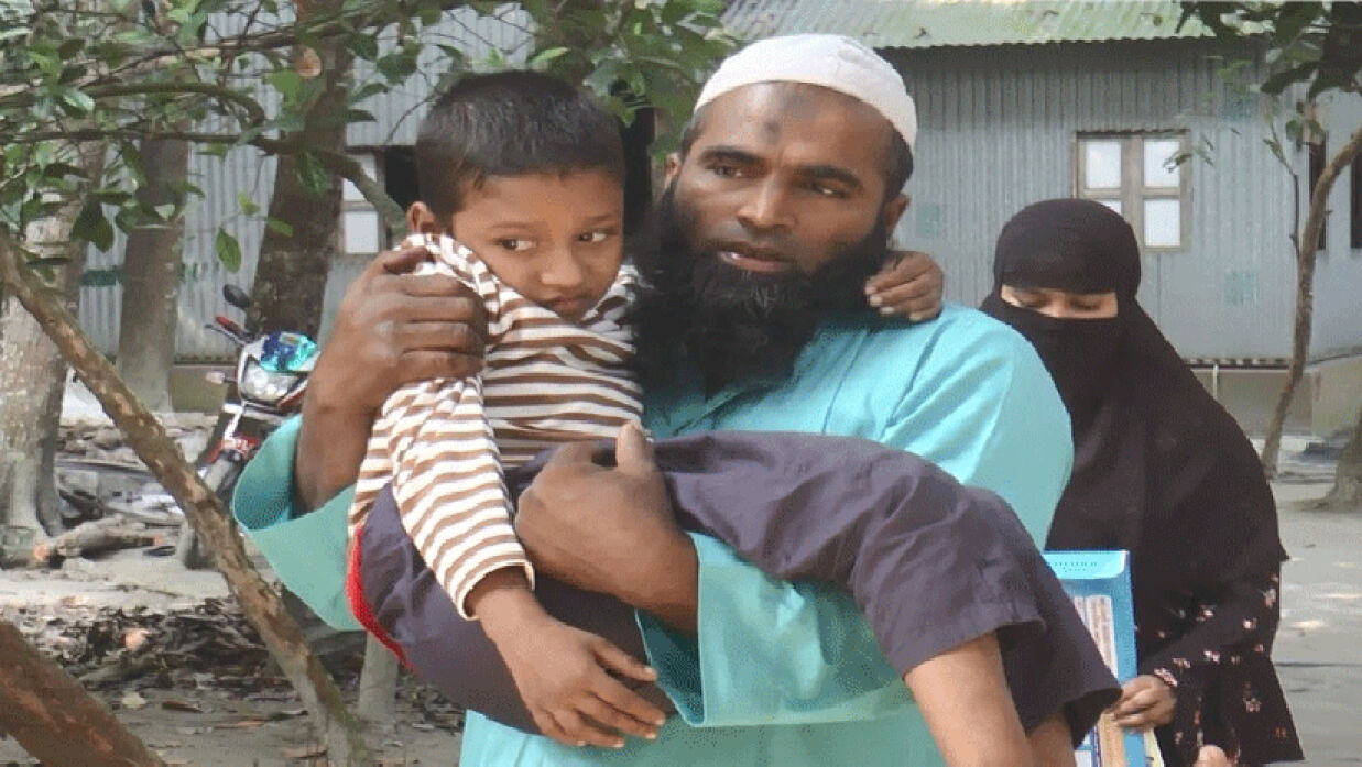 আহত মাদ্রাসাছাত্র ফায়েজ হাওলাদার