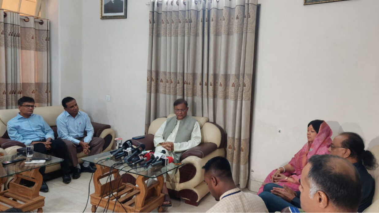 তথ্যমন্ত্রী ও আওয়ামী লীগের যুগ্ম সাধারণ সম্পাদক ড. হাছান মাহমুদ