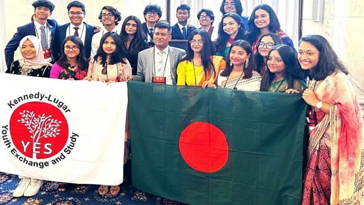 বাংলাদেশের মাধ্যমিক পর্যায়ের শিক্ষার্থীদের ইয়েস প্রোগ্রামের মাধ্যমে পড়ার সুযোগ দিচ্ছে যুক্তরাষ্ট্রে 