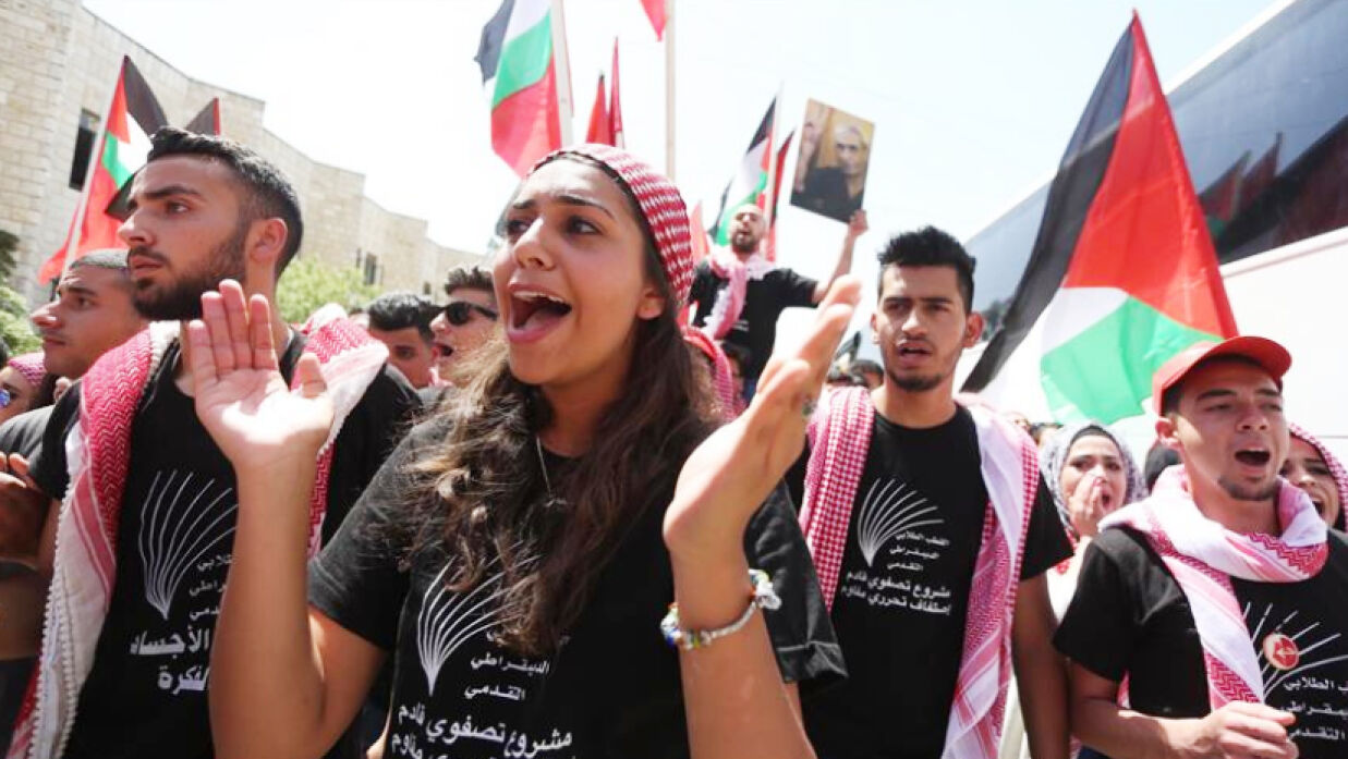 ফিলিস্তিনি শিক্ষার্থীরা বিশ্বের বিভিন্ন দেশে থেকে নিজেদের পক্ষে জনমত গড়ার চেষ্টা করছে