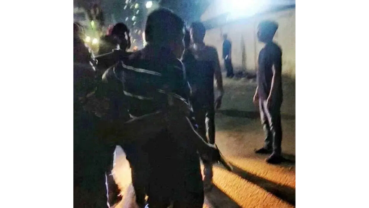 রাজধানীর শাহবাগে এই আগ্নেয়াস্ত্র দিয়ে গুলি ছোড়েন স্থানীয় আওয়ামী লীগ নেতা সৈয়দ মোশাররফ হোসেন