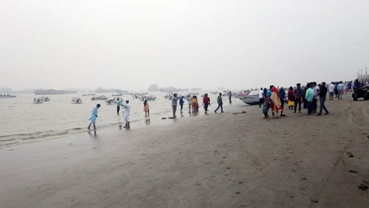 সমুদ্রে গোসল করতে নেমে স্কুলছাত্রের মৃত্যু