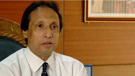 আচরণবিধি ভঙ্গের অভিযোগে পিএসসির সাবেক চেয়ারম্যান ড. সাদিককে তলব