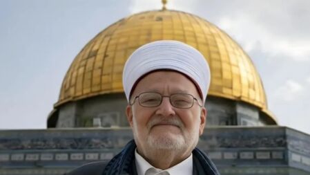 আল আকসা মসজিদের ইমামের বাড়িতে ইসরায়েলি হামলা