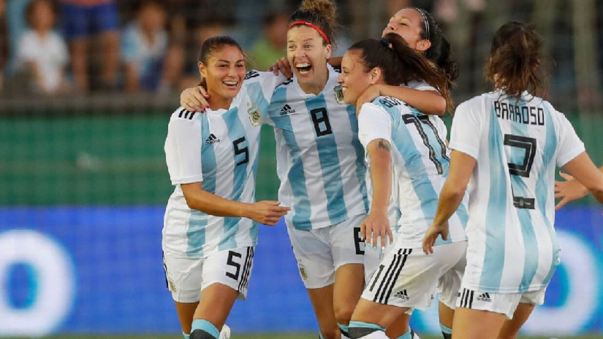 আর্জেন্টিনা নারী ফুটবল দল