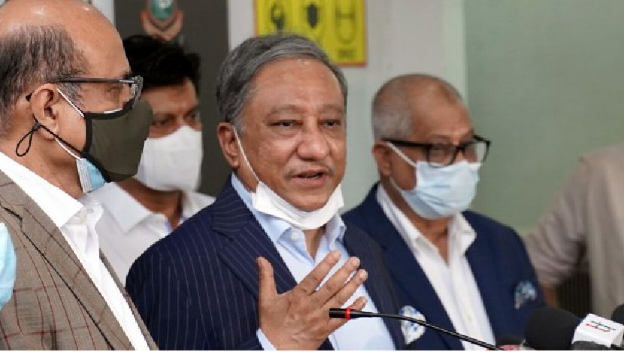 এরা তো ক্রিকেটকে ধ্বংস করতে নেমেছে! এক চ্যানেলের বিরুদ্ধে ব্যবস্থা নেওয়ার ঘোষণা বিসিবির