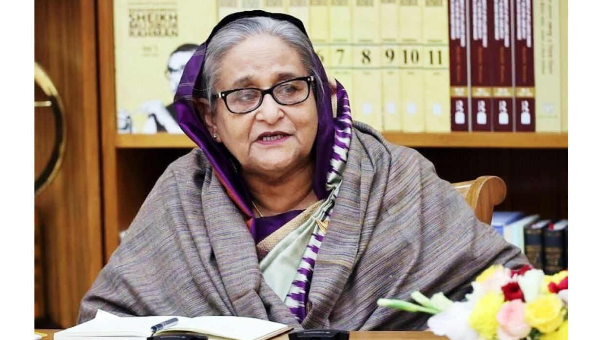 বক্তব্য রাখছেন প্রধানমন্ত্রী শেখ হাসিনা