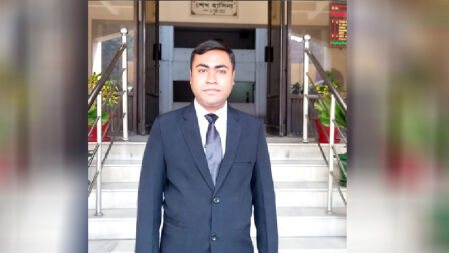 টানা ৪ বার ব্যর্থ হয়েও যেভাবে সহকারী জজ হলেন জাবির রুহুল