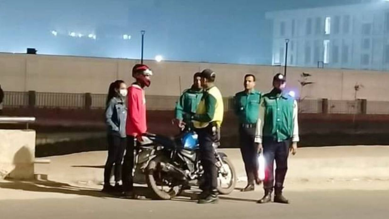 ‘তিনশ ফিটে’ চলছে যৌথ অভিযান, নেওয়া হচ্ছে ব্যবস্থা