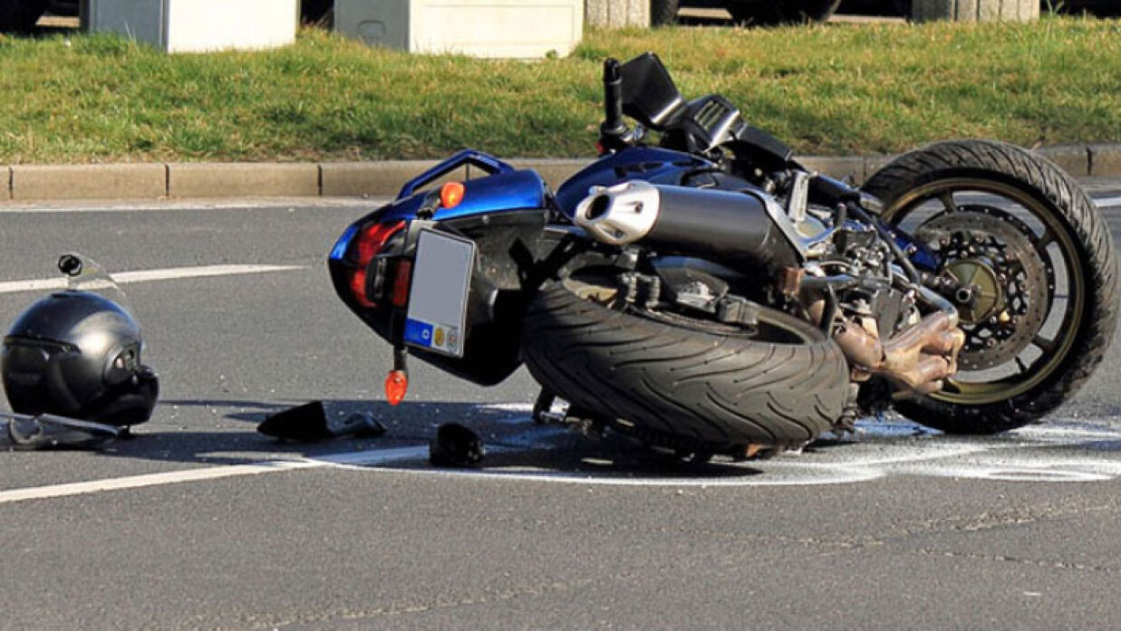 মটরসাইকেল দুর্ঘটনায় নির্বাচন অফিসারের মৃত্যু