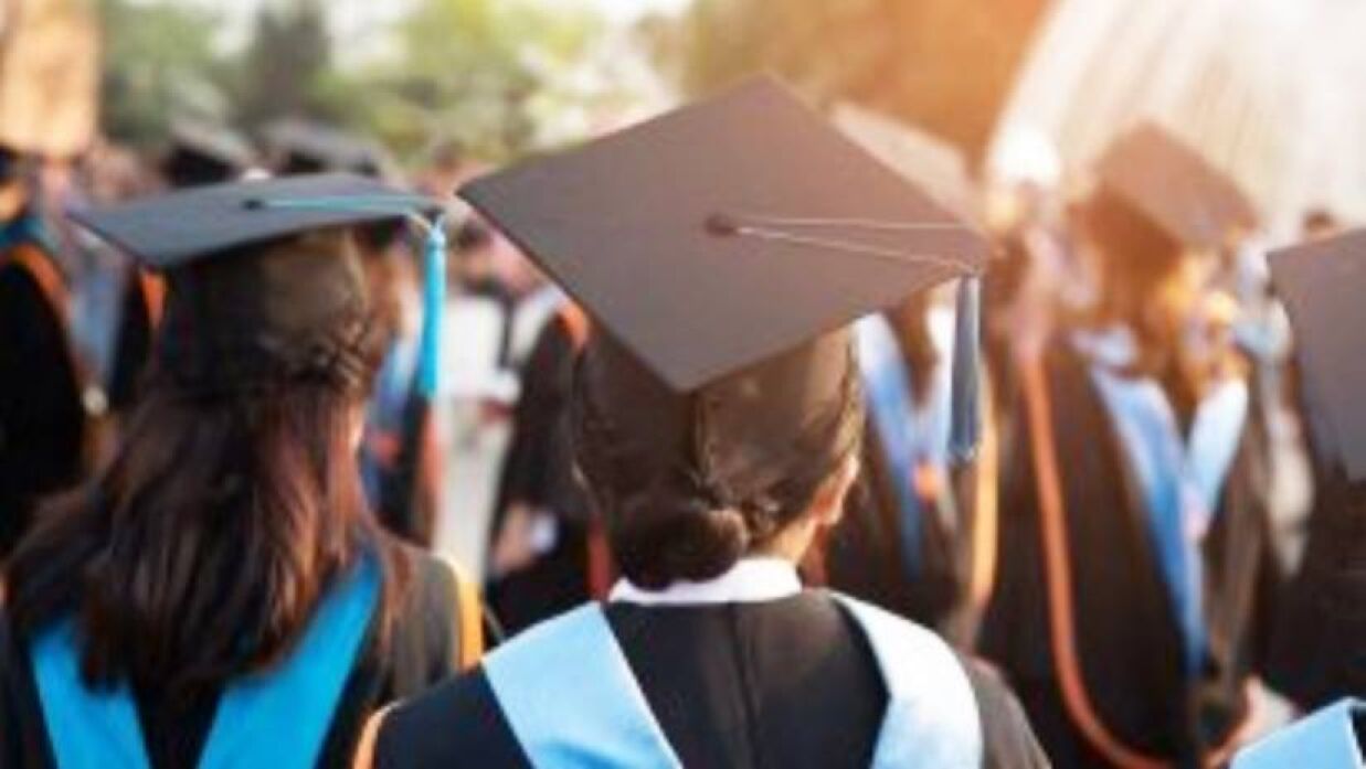 অভিভাবকহীন হয়ে পড়ছে পশ্চিমবঙ্গের দশ বিশ্ববিদ্যালয়