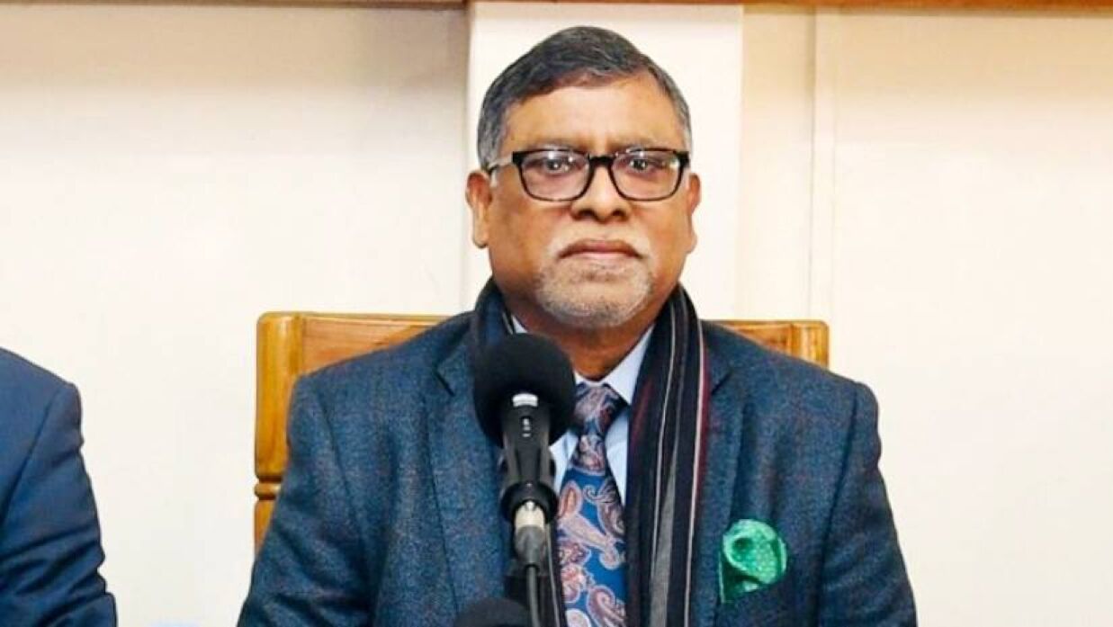 মেডিকেল ভর্তি পরীক্ষা নিয়ে দুপুরে ব্রিফিং করবেন স্বাস্থ্যমন্ত্রী