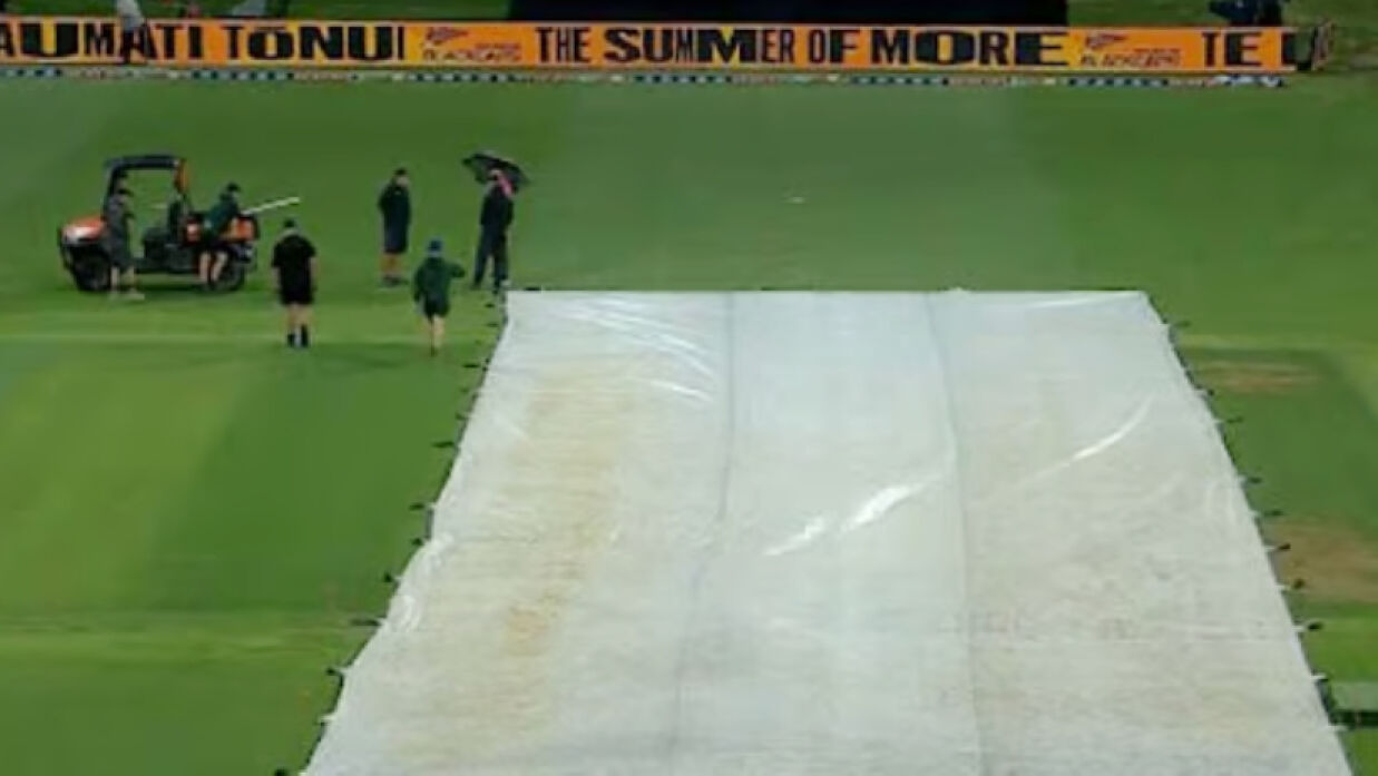 বৃষ্টিতে বাংলাদেশ নিউজিল্যান্ডের খেলা বন্ধ