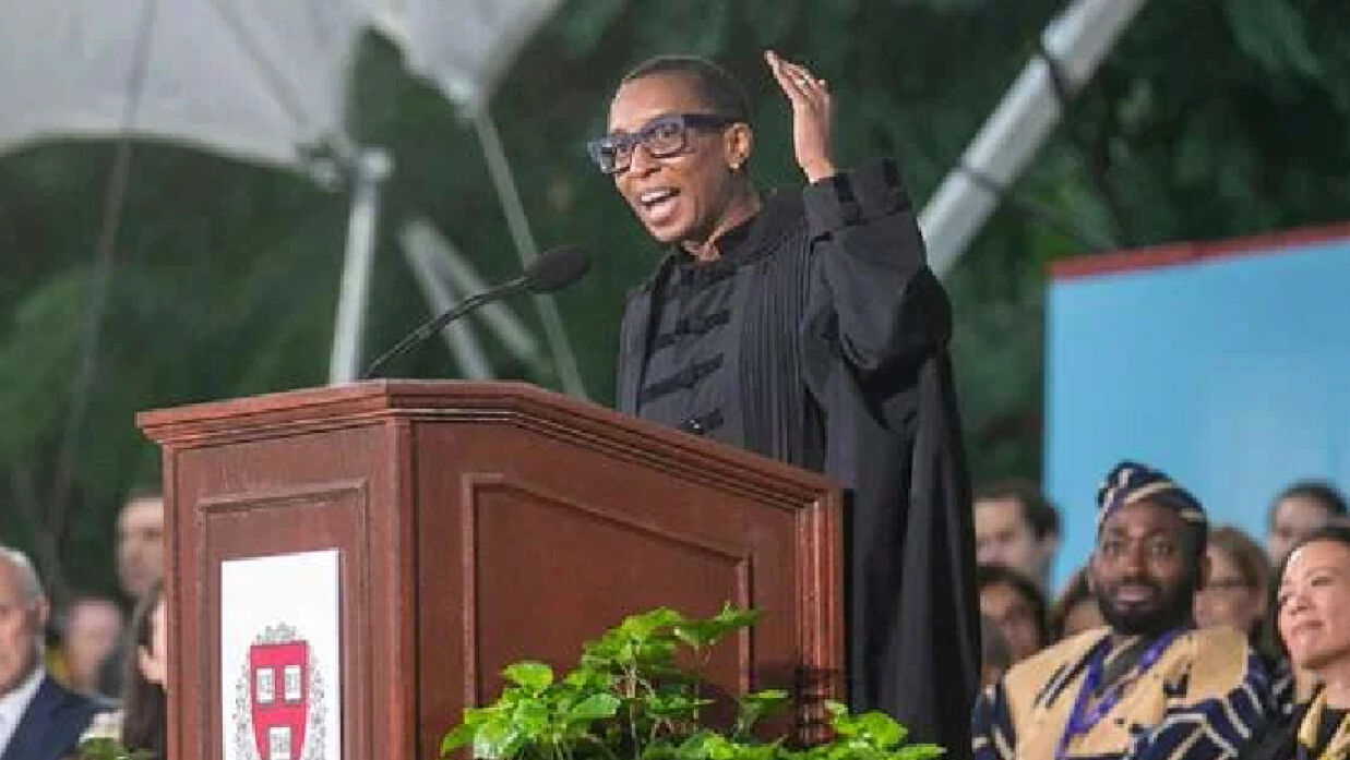 হার্ভার্ড ইউনিভার্সিটির প্রেসিডেন্ট ক্লাইডেন গে