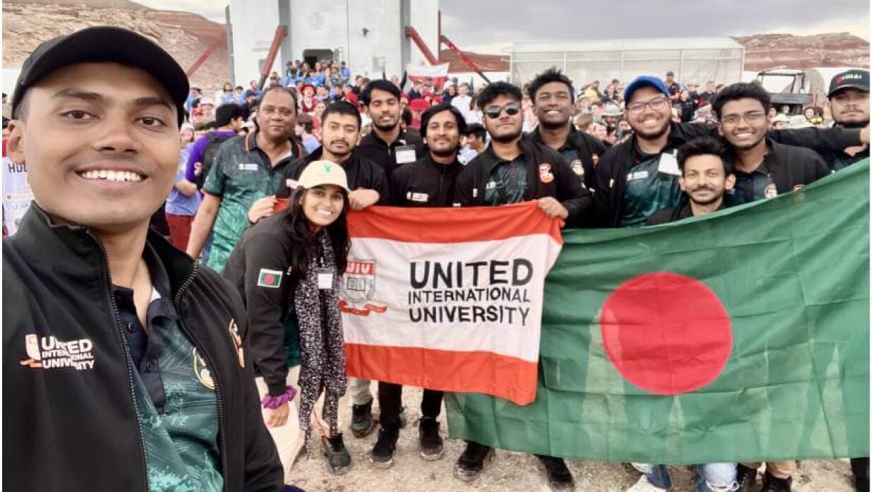 ইউআরসির সর্বশেষ আসরে এশিয়ার শীর্ষ দলের মুকুট অর্জন করেছে ‘ইউআইইউ মার্স রোভার টিম’