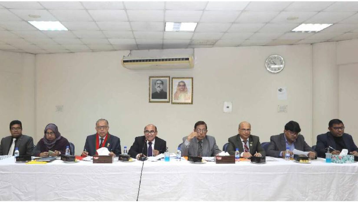 ইউজিসি মিলনায়তনে এ কর্মশালা অনুষ্ঠিত হয়