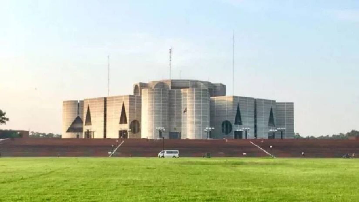 সংরক্ষিত নারী আসনে আওয়ামী লীগ পাচ্ছে ৪৮, জাপা ২