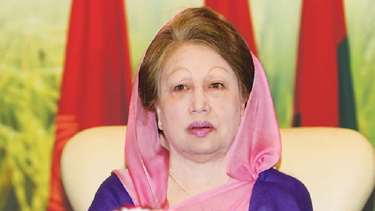 বিএনপি চেয়ারপারসন বেগম খালেদা জিয়া