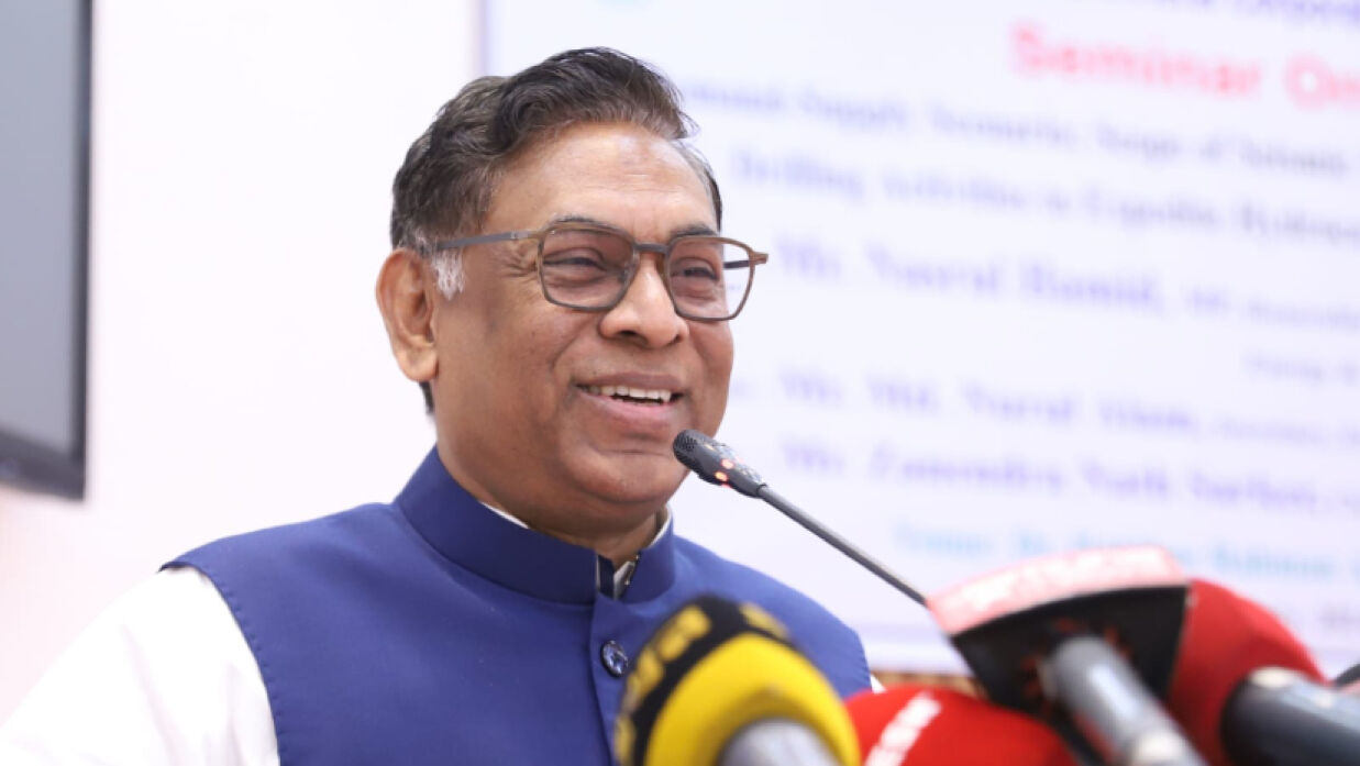 প্রতিমন্ত্রী নসরুল হামিদ