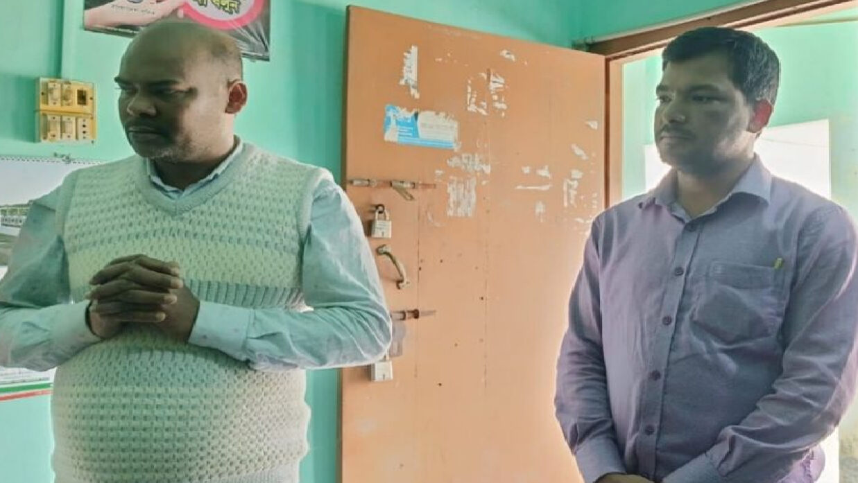 দুই শিক্ষককে পরীক্ষা কার্যক্রম থেকে অব্যাহতি দেয়া হয়েছে