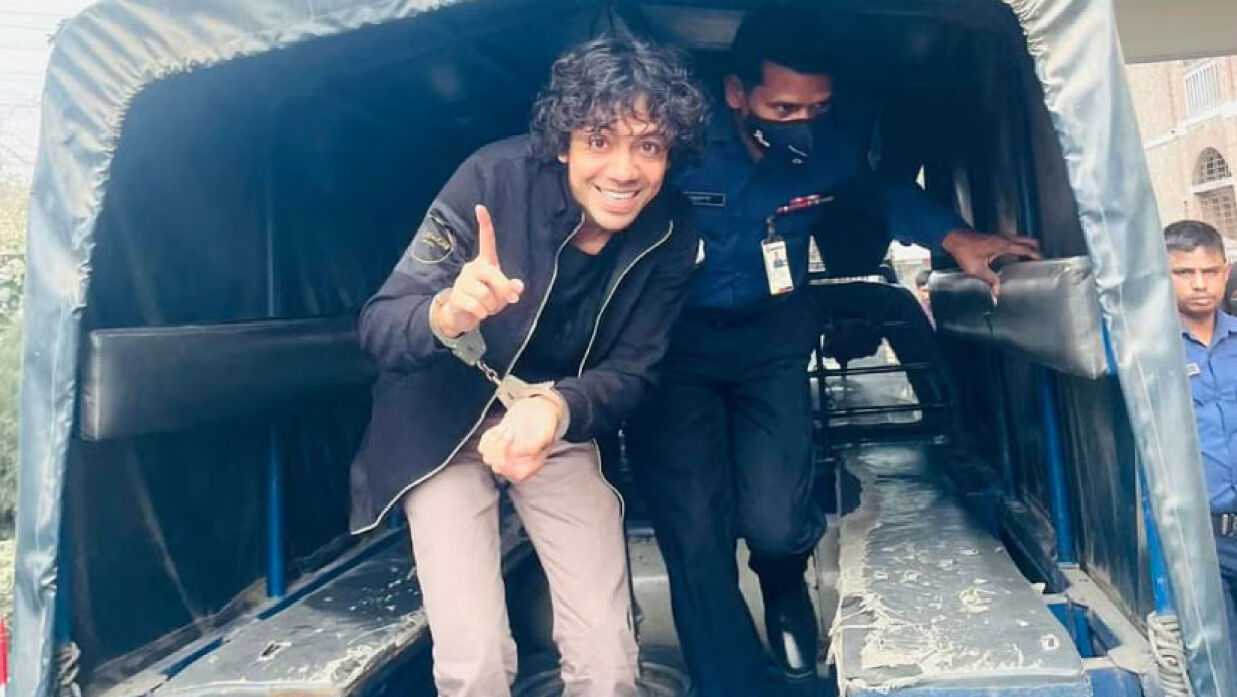 কোনো মামলা ছাড়াই কারাগারে কবি শামীম আশরাফ