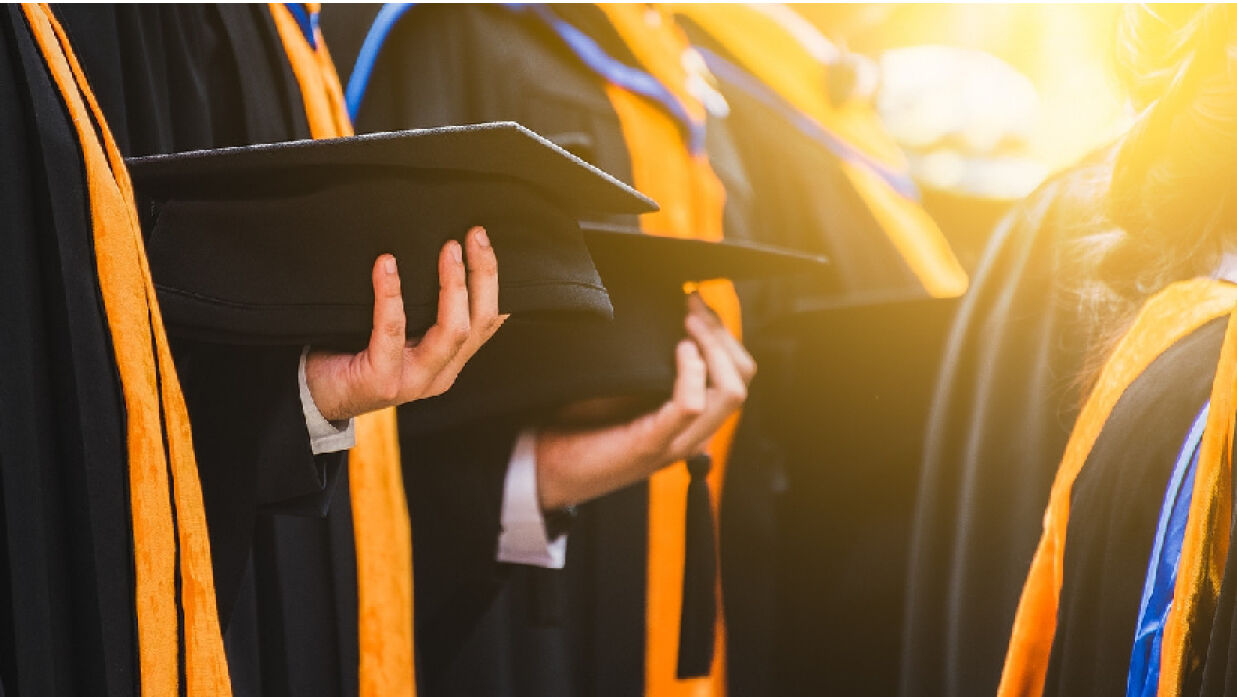 পিএইচডিতে স্কলারশিপ দিচ্ছে সরকার 