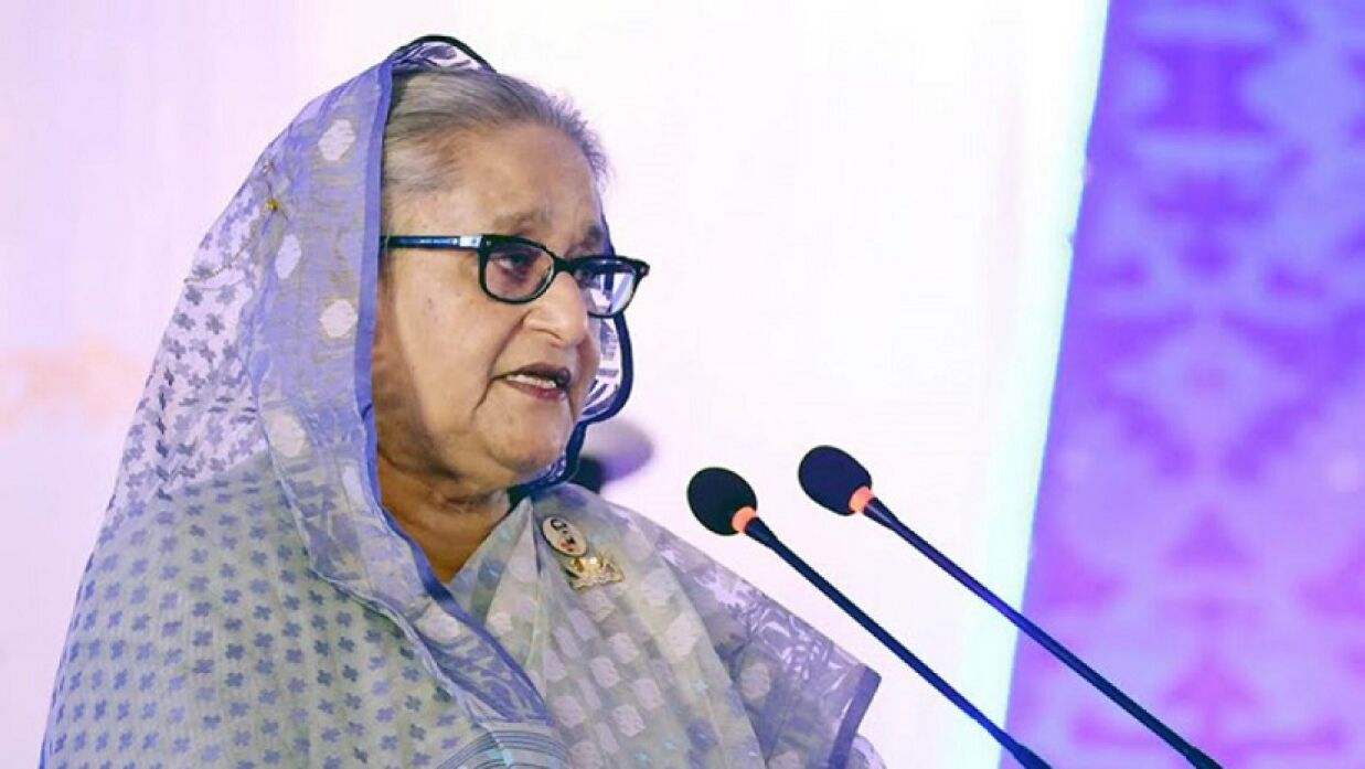 নির্বাচনের পর প্রধানমন্ত্রীর প্রথম সংবাদ সম্মেলন সকালে