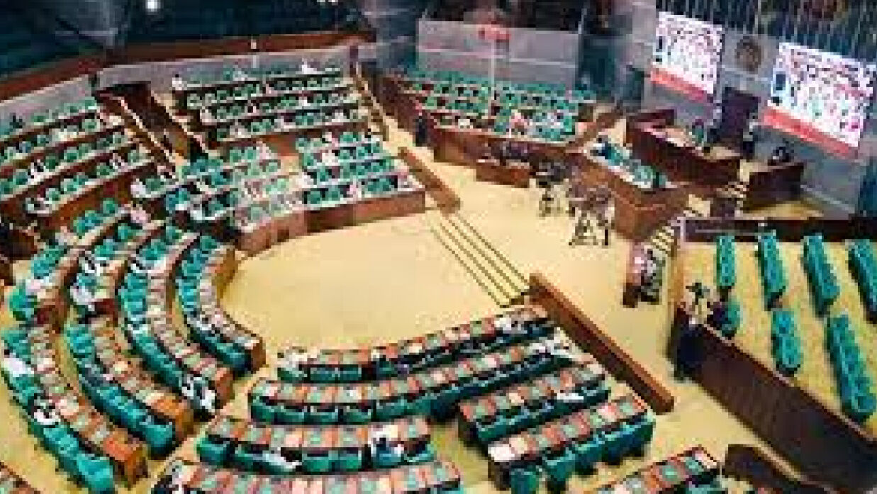 বিনা প্রতিদ্বন্দ্বিতায় এমপি হলেন ৫০ নারী