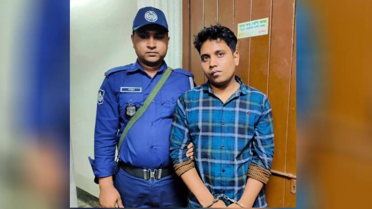 প্রক্সি দিতে এসে আটক ঢাকা কলেজের শিক্ষার্থী সাগর হোসেন