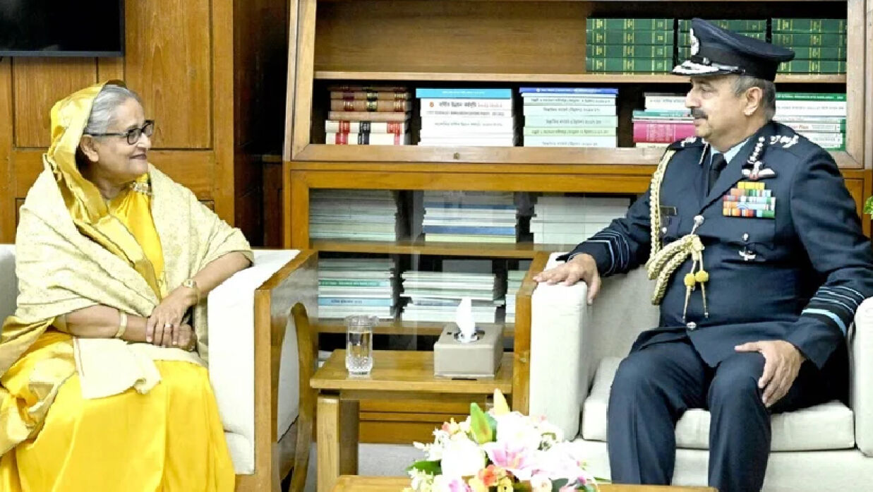 বাংলাদেশ-ভারতের মধ্যে সহযোগিতা জরুরি: প্রধানমন্ত্রী