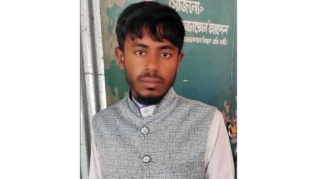 দাখিল পরীক্ষার প্রশ্নফাঁসে ২১ শিক্ষককে অব্যাহতি, যুবক গ্রেপ্তার